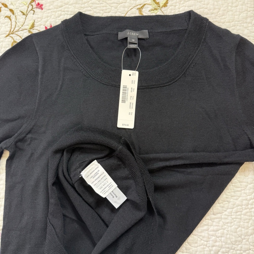 NEW J.Crew Black Fitted Crewneck 3/4 sleeves Sweater 100% Merino Wool Size XS - Picture 4 of 5